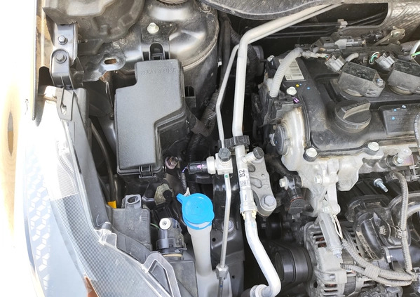 Toyota Yaris cena 59999 przebieg: 93164, rok produkcji 2022 z Jedwabne małe 301